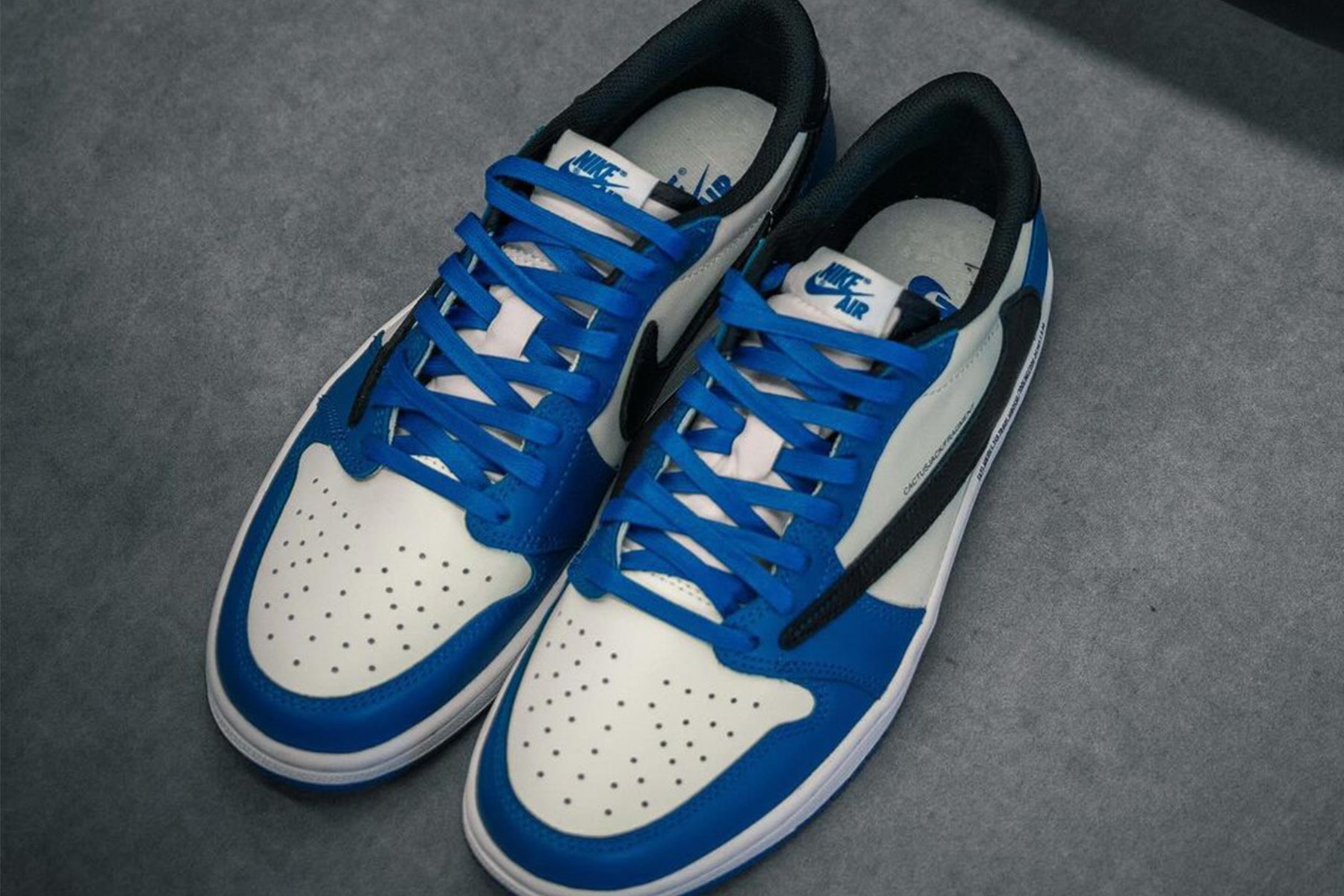 率先近賞 Travis Scott x fragment design x Air Jordan 1 Low 最新聯名配色